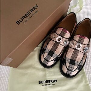 Authentic Burberry Broadbrook Check Logo Loafers Womens
